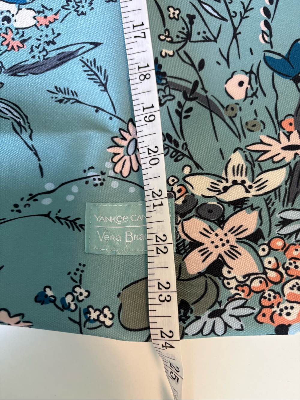 Vera Bradley Yankee Candle Sunlit Garden tote - Picture 9 of 9